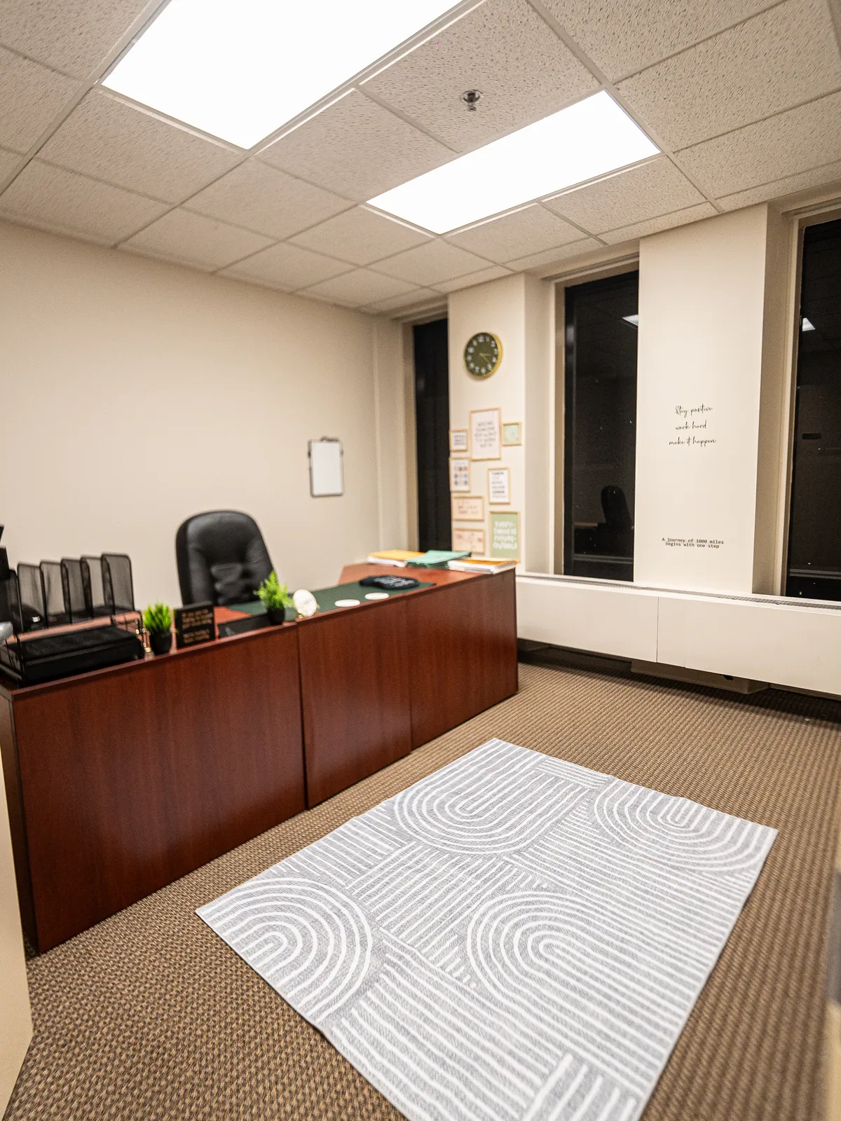 A private therapy office at Keeping Hopes Alive with a desk, chair and soft rug